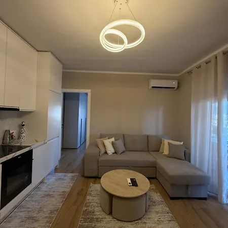 Aera Tirana